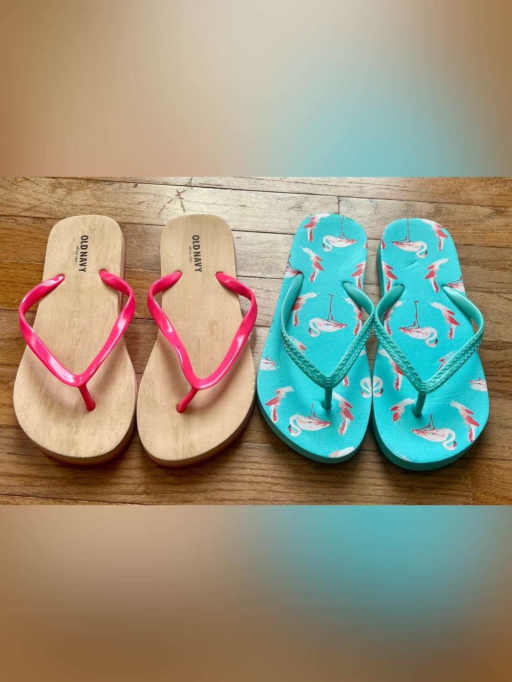 2pc Ladies Old Navy Flip Flops